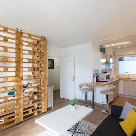 Apartment Antibes Les Pins Beautiful 3-Star Rated Studio
