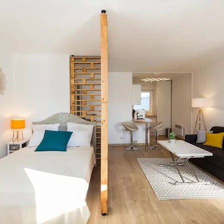 Apartment Antibes Les Pins Beautiful 3-Star Rated Studio Antibes