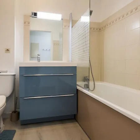 Antibes Les Pins Beautiful 3-Star Rated Studio *
